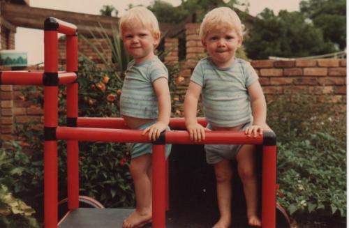 Twins climbing on a QUADRO jungle gym