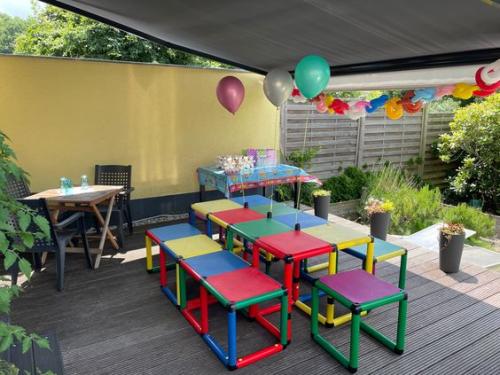 QUADRO sitting area for a kid’s birthday party